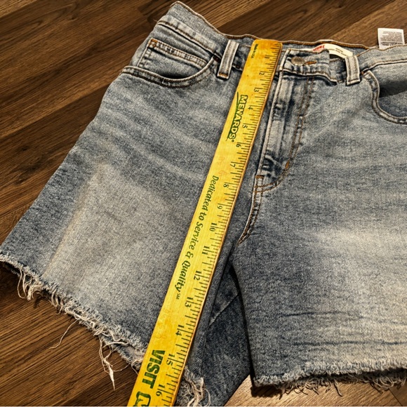 Signature by Levi Strauss Blue Jean Shorts high rise cut-offs basic summer - Picture 7 of 7
